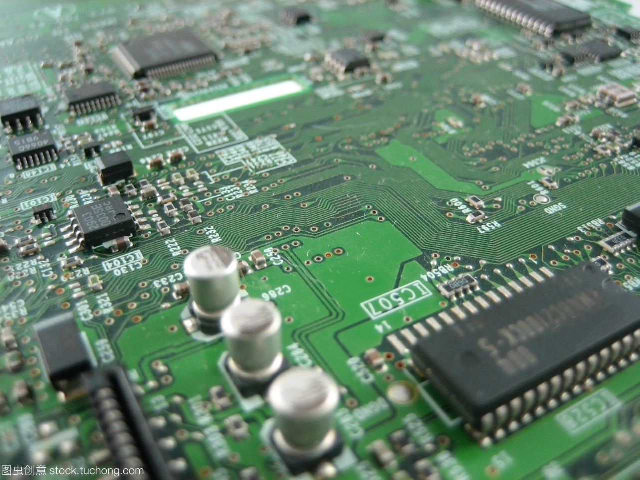 芯片,資料,集成電路,創(chuàng)作,通信,創(chuàng)意,創(chuàng)造,制造,發(fā)展,制造業(yè),局部,微電子學(xué),技術(shù),打掃,干凈,電,科技,清潔,計(jì)算機(jī),收音機(jī),研究員,電容器,電視,電阻,科研人員,信息,消費(fèi)者,研究人員,無(wú)線電通信,電腦,清掃,研究