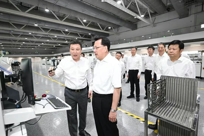 袁家軍在調(diào)研經(jīng)濟(jì)運行情況時強(qiáng)調(diào)突出效益導(dǎo)向 精準(zhǔn)服務(wù)企業(yè)更好實現(xiàn)經(jīng)濟(jì)質(zhì)的有效提升和量的合理增長